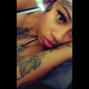 Meet your Posher, Misheal